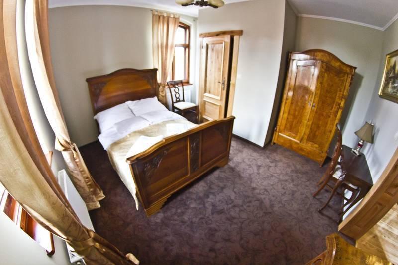 Hotel Leniwka à Świebodzin Extérieur photo