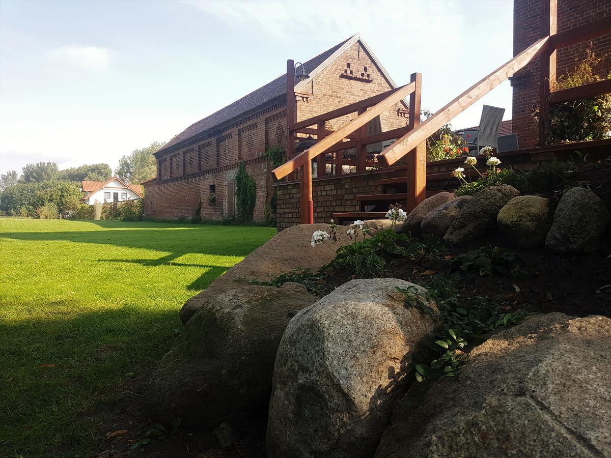 Hotel Leniwka à Świebodzin Extérieur photo