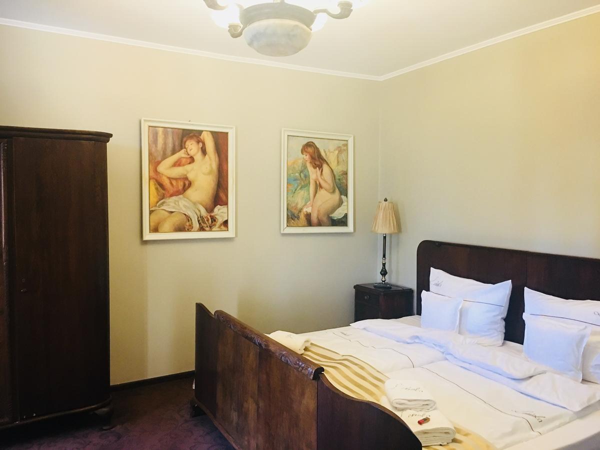Hotel Leniwka à Świebodzin Extérieur photo
