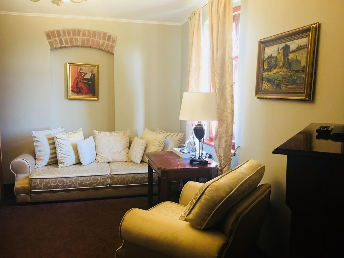 Hotel Leniwka à Świebodzin Extérieur photo