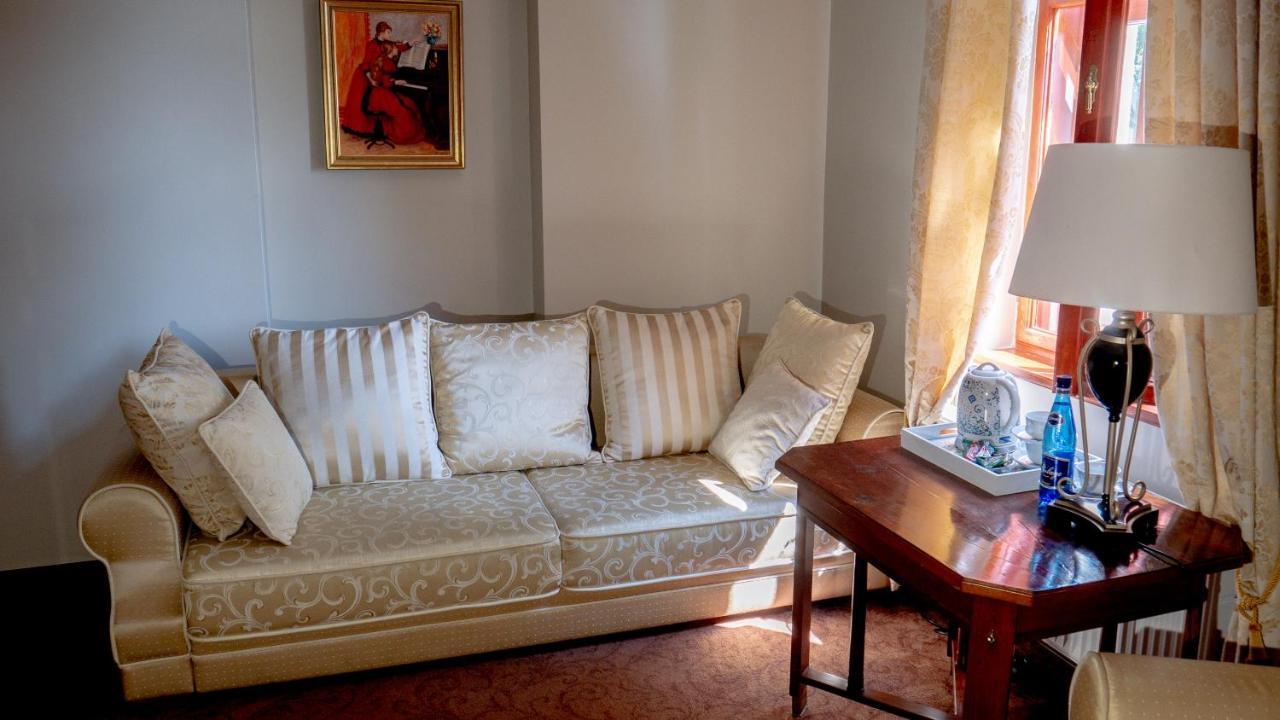 Hotel Leniwka à Świebodzin Extérieur photo